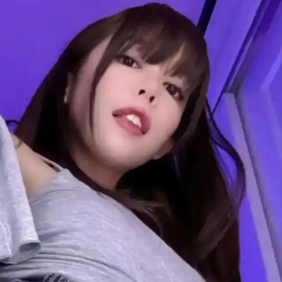《绯红小猫KittyKum》全集高清在线观看-1080P无删减蓝光免费播放-完整版资源合集