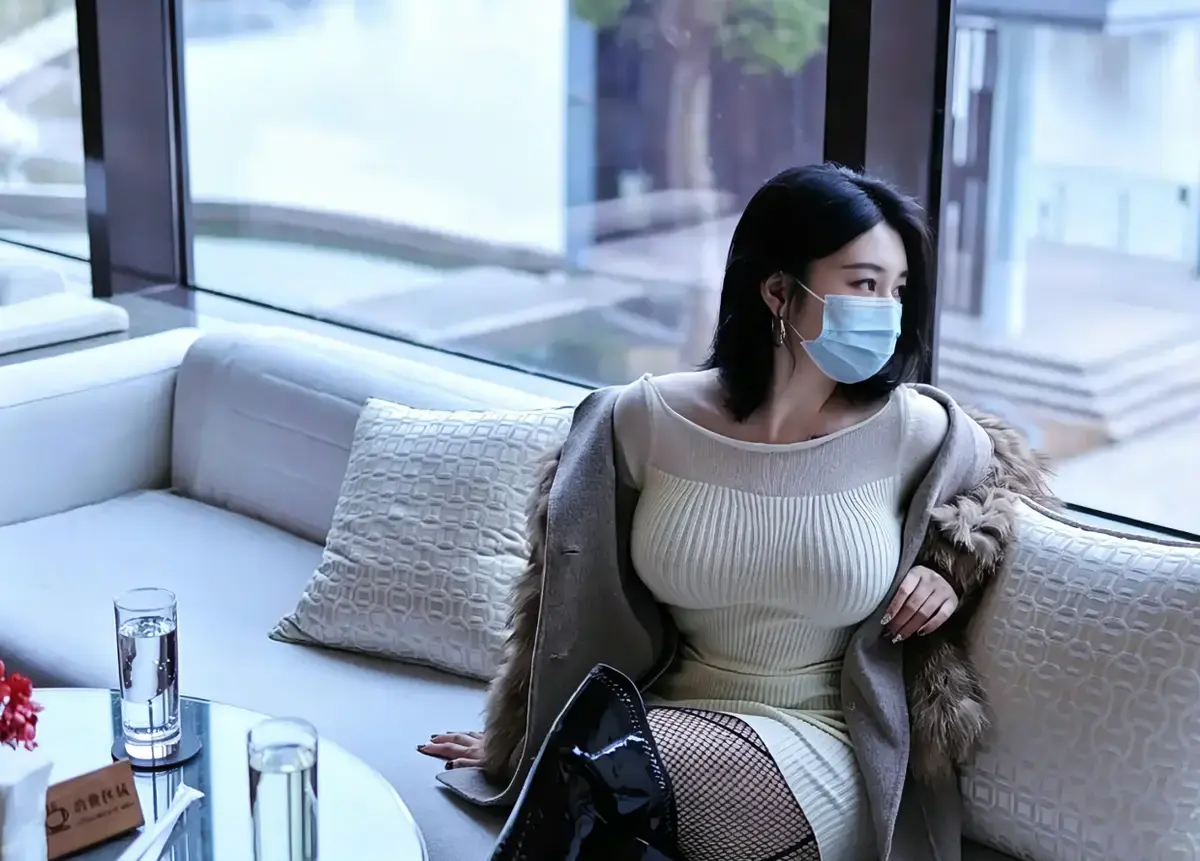 《教母godmon》高清无删减完整版全集免费在线观看-从规训到反抗的女性史诗-教母godmon FHD1080P中英双字网盘下载