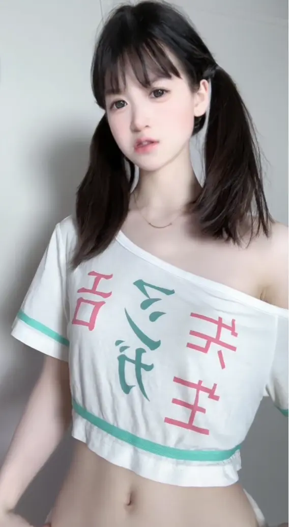 《萌小栖》萌系写真完整版4K超清未删减-百度网盘夸克网盘资源-全套收录持续更新内嵌字幕-萌小栖视频礼包照片合集全网最全